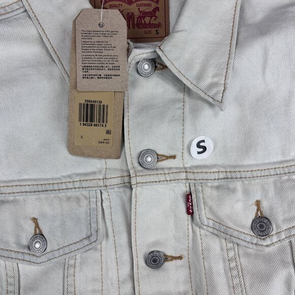 Levis Womens Ex-Boyfriend Trucker Jacket With Floral Back Embroidery Small, Whit - Picture 6 of 15